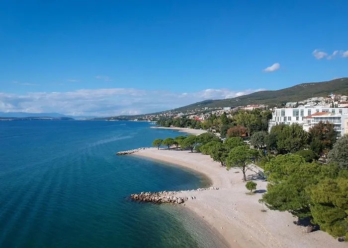 Modernes In Crikvenica Mit Gemeinschaftspool By Interhome شقة تْسْغيكفانِتْسا