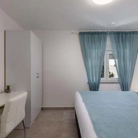 Apartmán Modernes In Mit Gemeinschaftspool By Interhome Crikvenica
