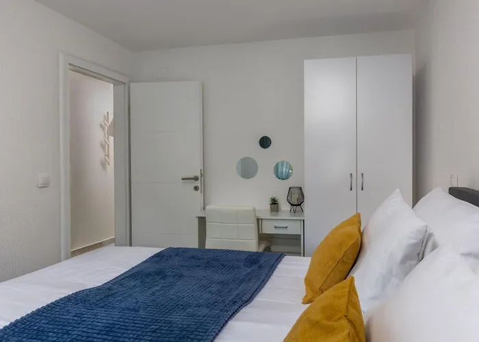 Modernes In Crikvenica Mit Gemeinschaftspool By Interhome Crikvenica